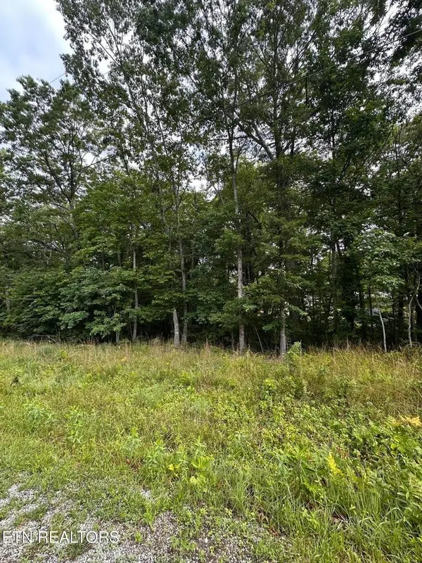 2020 Piute Rd, Crossville, TN 38572