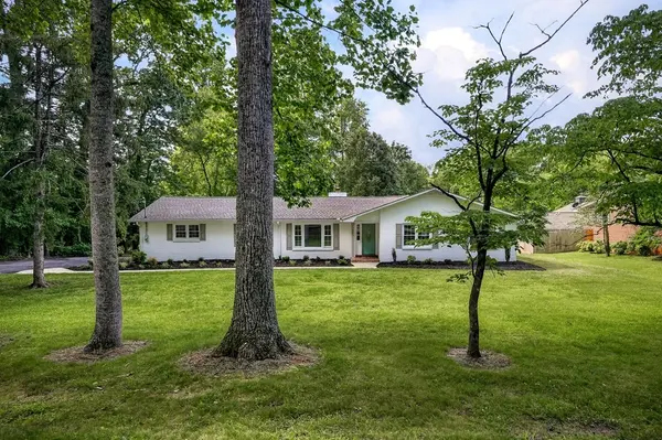 1281 Winterhill Dr, Cookeville, TN 38501
