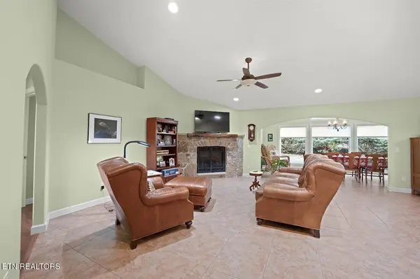 14 Heatherhurst Court, Crossville, TN 38558