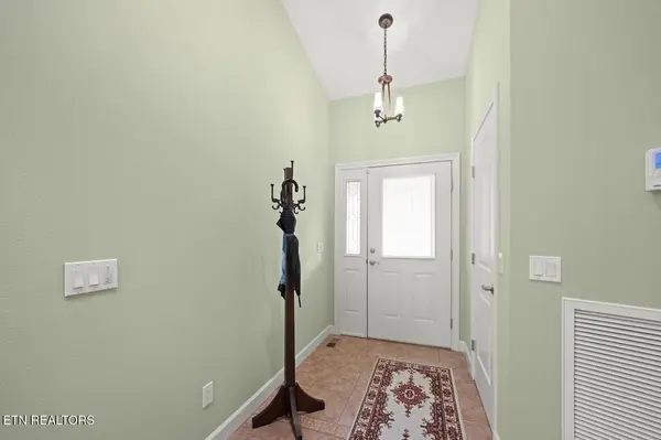 14 Heatherhurst Court, Crossville, TN 38558