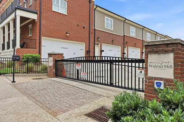 212 Cherry Street, Chattanooga, TN 37403