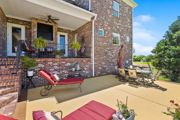 8288 Guthrie Rd, Cross Plains, TN 37049