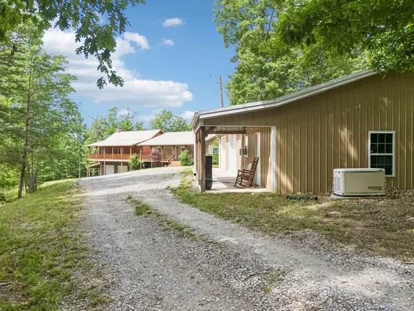 290 Vine Ridge Rd #NE, Crawford, TN 38554