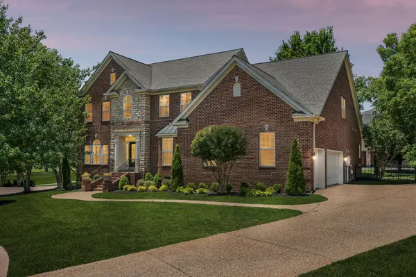 1108 Rossifer Ct, Gallatin, TN 37066