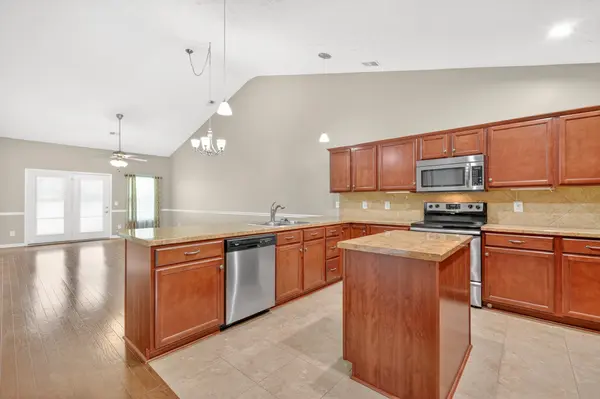 161 Plymouth Dr, Lebanon, TN 37087