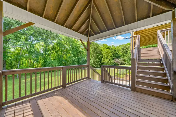 324 Bayview Drive, Bumpus Mills, TN 37028