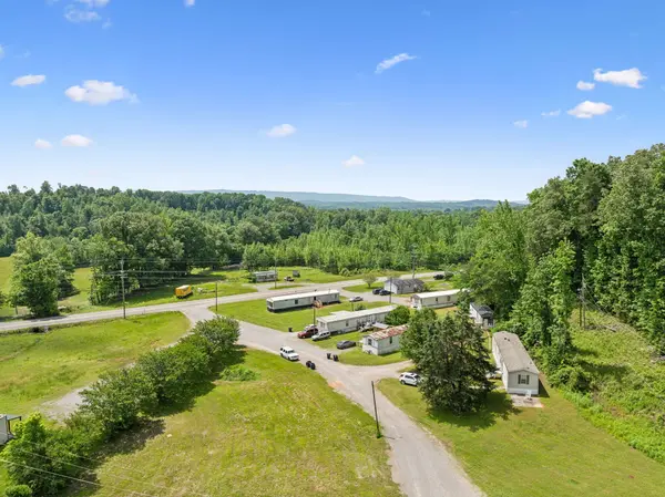 1841 Main St, Jasper, TN 37347