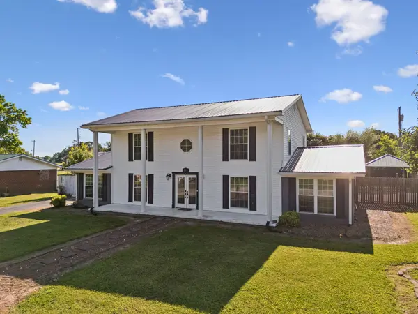 312 Hinson St, Hohenwald, TN 38462