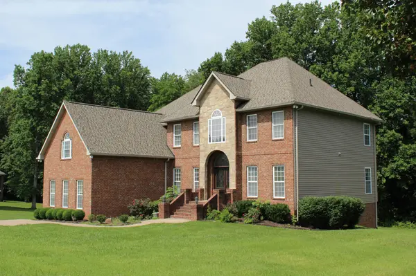 1033 Valleydale Ave, Cross Plains, TN 37049