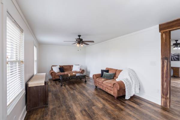 8412 Highway 41 #N, Adams, TN 37010
