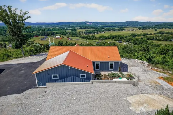 1005 Bethlehem Ests, Rickman, TN 38580