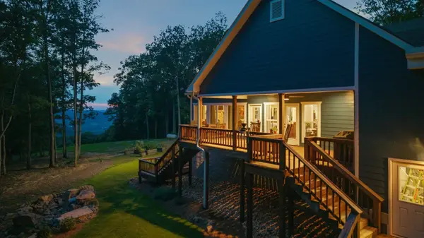 303 N Lake Dr, Altamont, TN 37301