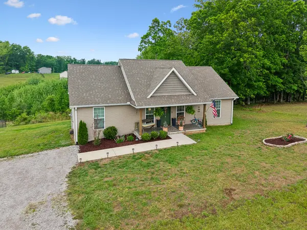 206 Poling Dr, Pulaski, TN 38478