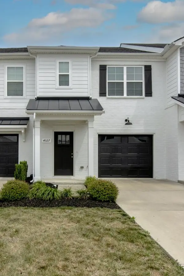 4327 Doral Dr, Murfreesboro, TN 37127
