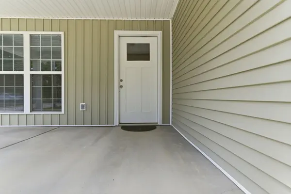 120 Mazie Dr, Lafayette, TN 37083