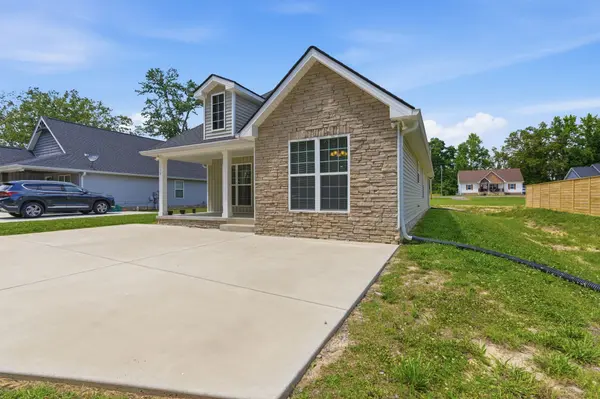 120 Mazie Dr, Lafayette, TN 37083
