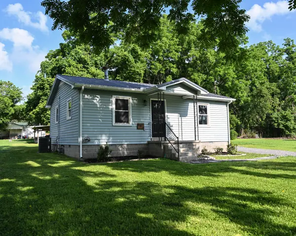808 S Franklin St, Tullahoma, TN 37388