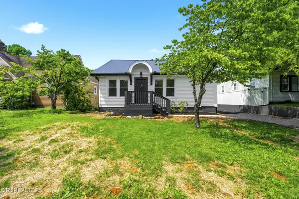 3317 Monmouth St, Knoxville, TN 37917