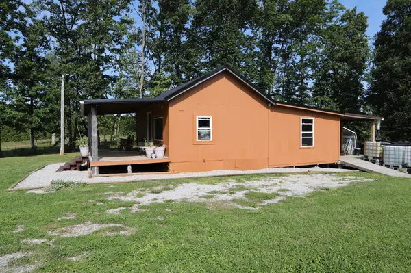 771 Long Mountain Rd, Mcminnville, TN 37110