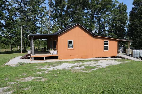 771 Long Mountain Rd, Mcminnville, TN 37110