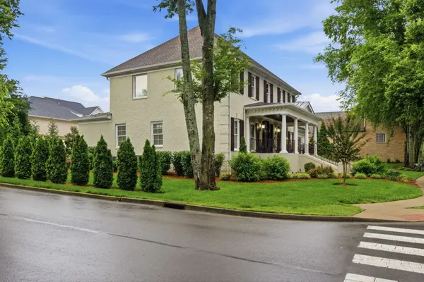 128 Deejay Dr, Franklin, TN 37064