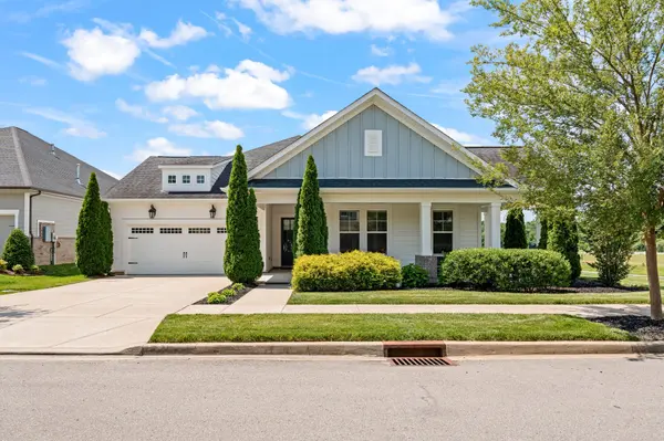 102 Edenburg Dr, Hendersonville, TN 37075