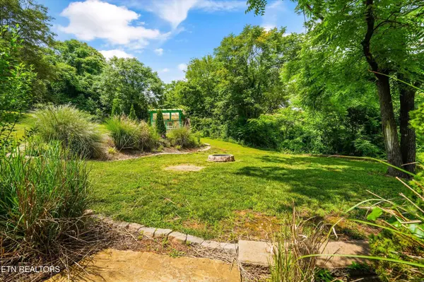 3303 Delrose Drive, Knoxville, TN 37914