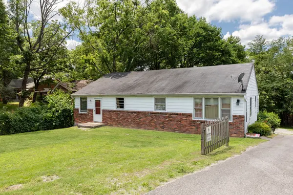 2740 Jones Ave, Nashville, TN 37207
