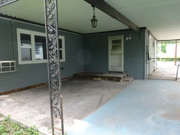 2605 Aspen Dr, Nashville, TN 37208