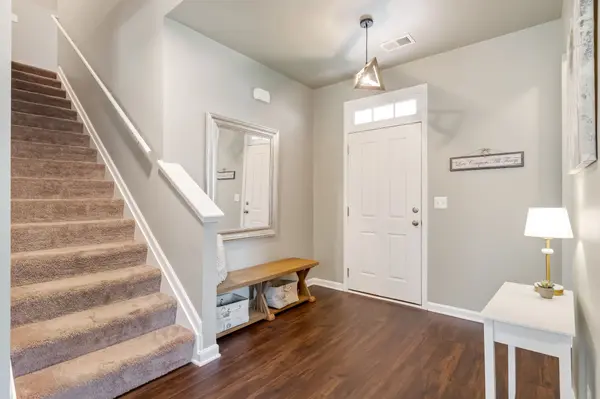 648 Prominence Rd, Columbia, TN 38401