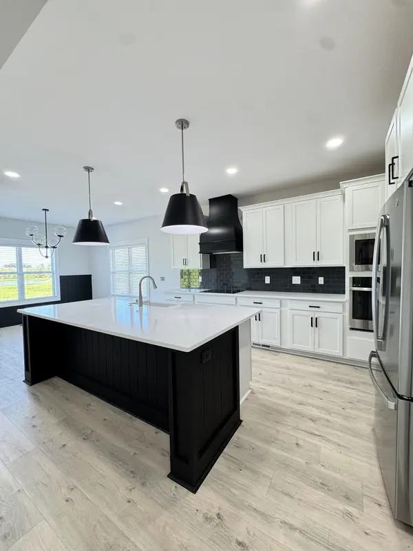 238 Low Plains Ln, Clarksville, TN 37043