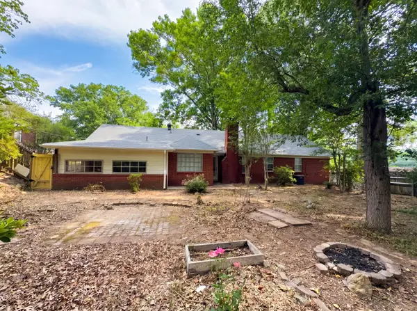 4803 Priscilla Ave, Memphis, TN 38128