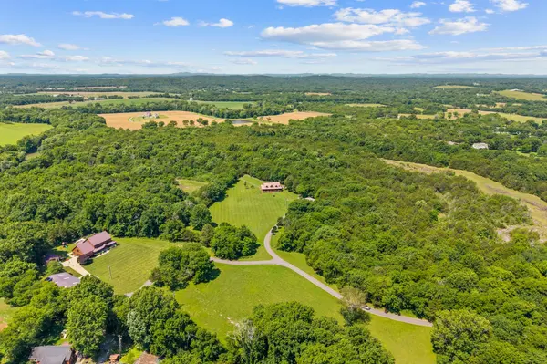 2465 Browns Mill Rd, Lascassas, TN 37085