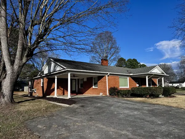 211 Church St, Loretto, TN 38469
