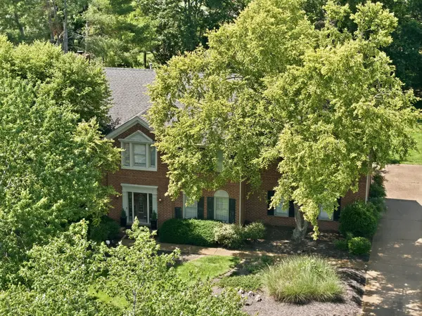 6418 Waterford Dr, Brentwood, TN 37027