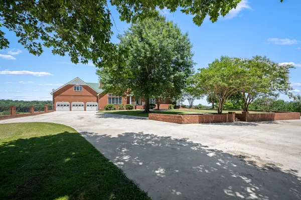 499 Mount Herman Rd, Shelbyville, TN 37160