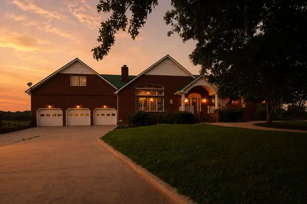 499 Mount Herman Rd, Shelbyville, TN 37160