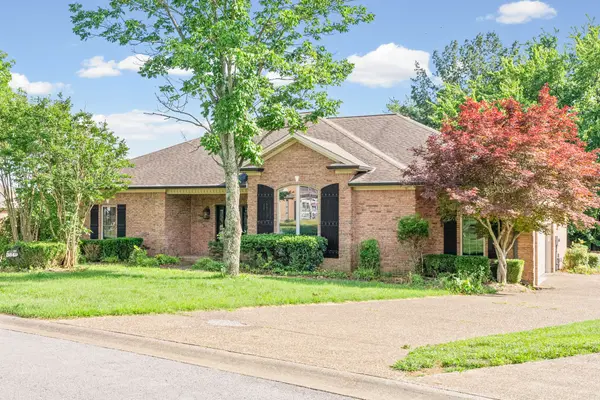 3649 Steeplechase Ln, Hopkinsville, KY 42240