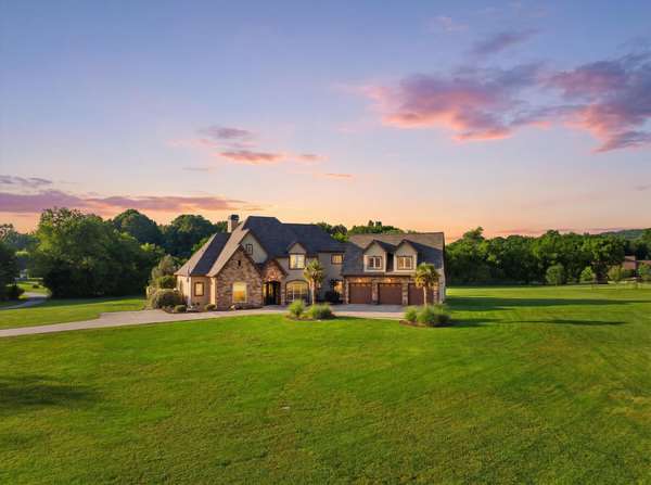 222 Cross Creek Drive, Ringgold, GA 30736