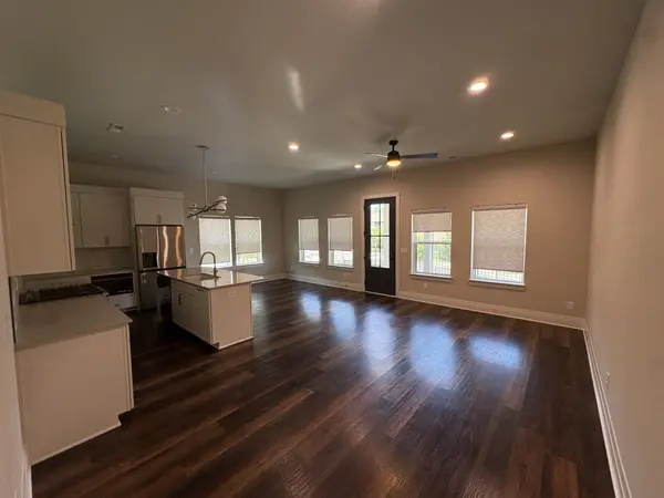 1201 Valerie Ln, Nashville, TN 37211