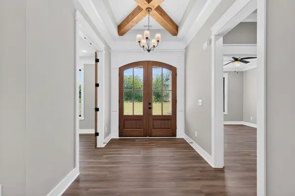933 Ovoca Lake Rd, Tullahoma, TN 37388