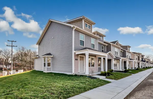 105 Quarry Point Dr, Clarksville, TN 37043