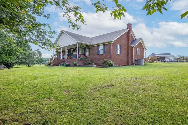187 N Old Military Rd, Summertown, TN 38483