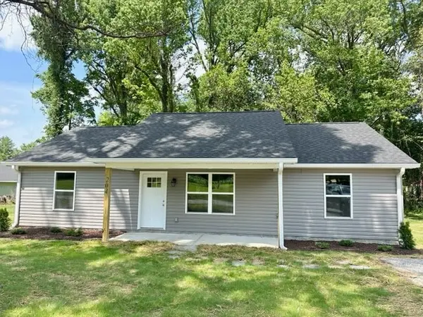 204 E Peter Ave, Monterey, TN 38574
