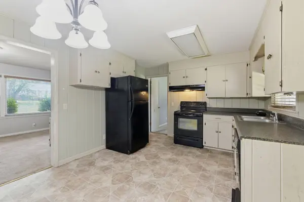 106 Burrum Dr, Shelbyville, TN 37160