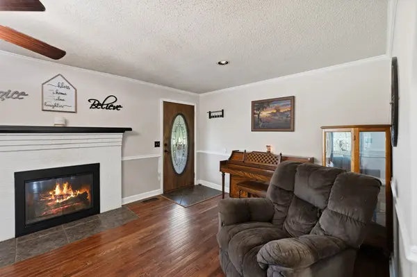 871 Kile Lake Rd #SE, Cleveland, TN 37323