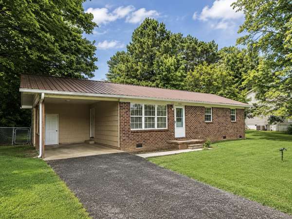 2318 Robin Hood Drive #SE, Cleveland, TN 37323
