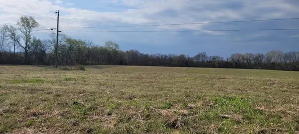 4 Mount Lebanon Church Rd, Shelbyville, TN 37160
