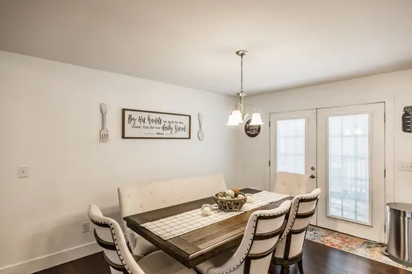 1007 Smiley Troutt Rd, Bethpage, TN 37022