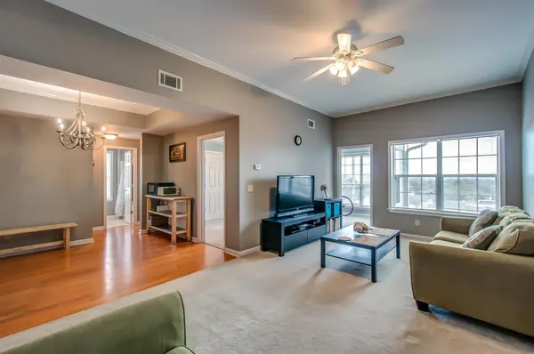 2025 Woodmont Blvd #215, Nashville, TN 37215